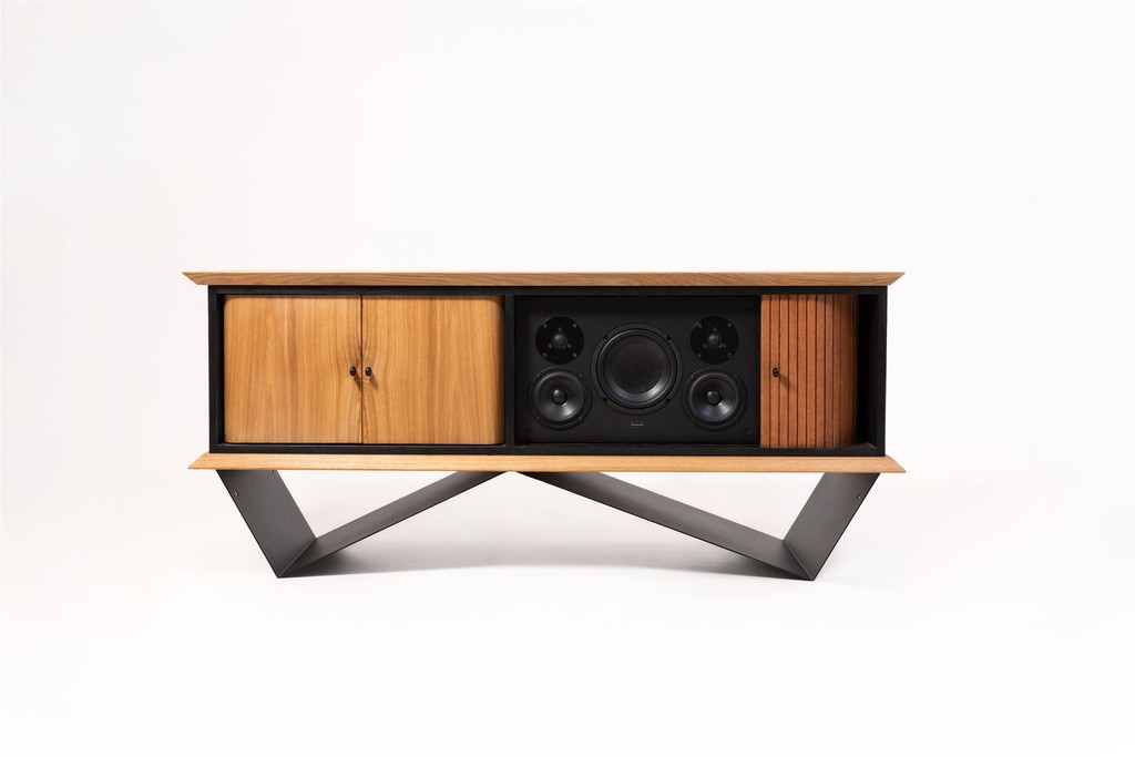 Hi-fi cabinet — detail