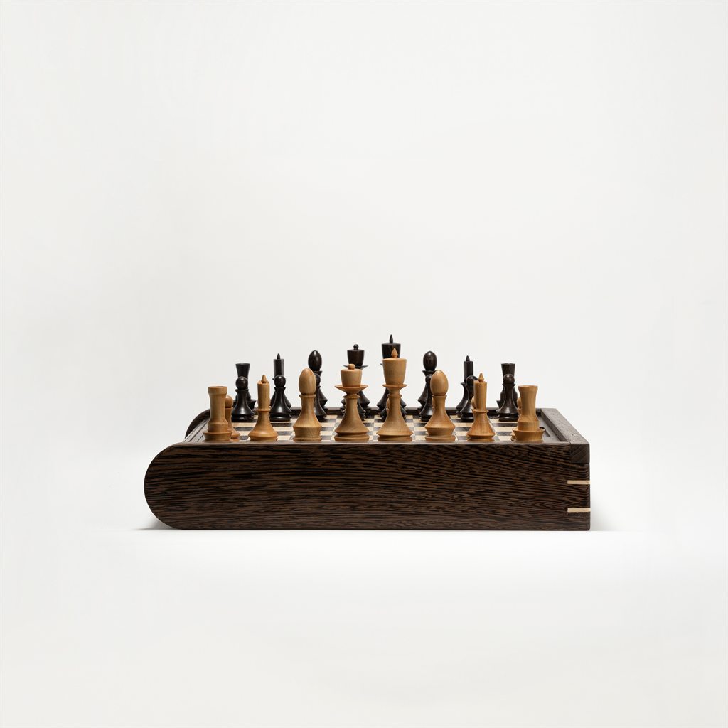 Chessboard Tambour — detail